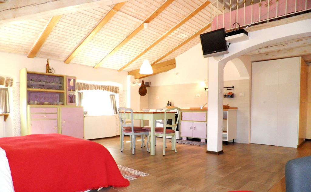Studio Sijara Apartment Motovun Room photo